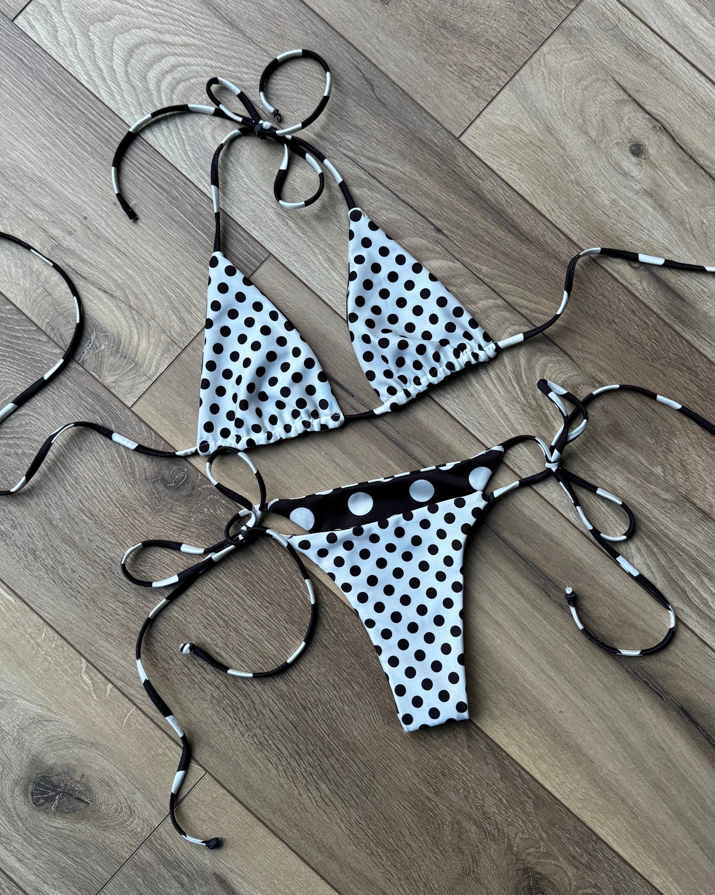 REVERSIBLE POLKA DOT TRIANGLE BIKINI TOP